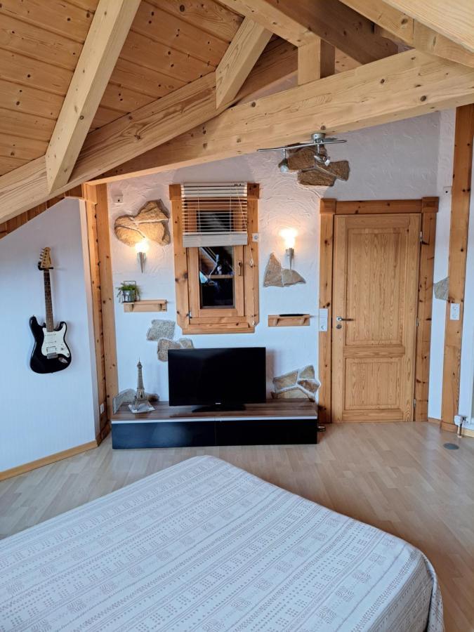 Steewer Landhaus Gemuetliche Ferienwohnung Bis 6 Pers In Ruhiger Ortsrandlage Stebach Exterior photo