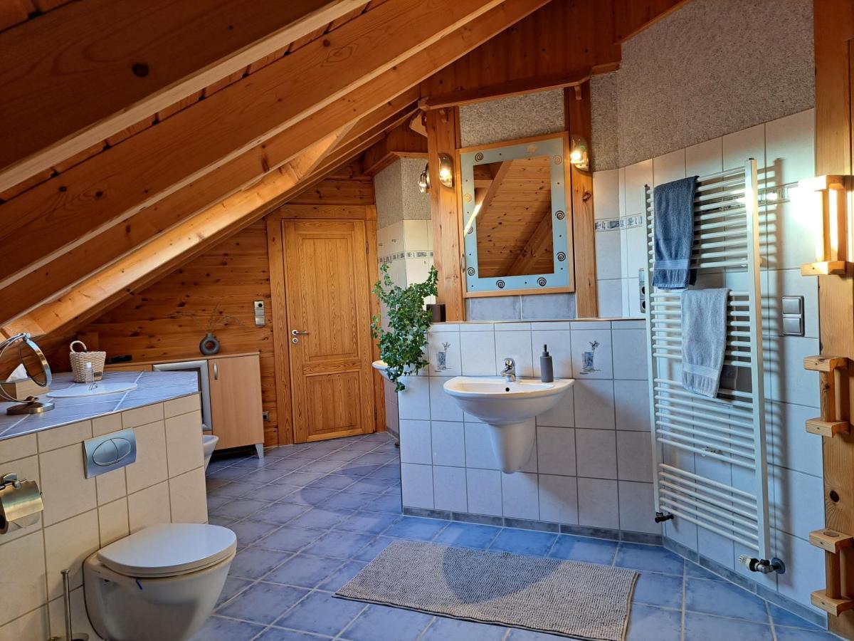 Steewer Landhaus Gemuetliche Ferienwohnung Bis 6 Pers In Ruhiger Ortsrandlage Stebach Exterior photo