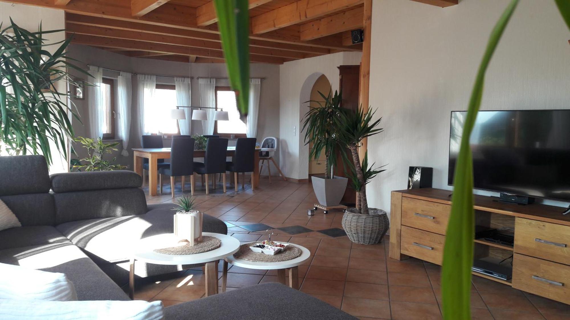 Steewer Landhaus Gemuetliche Ferienwohnung Bis 6 Pers In Ruhiger Ortsrandlage Stebach Exterior photo